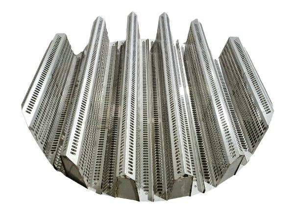 Multi-beam packing support plate with multiple holes is placed on the ground.
